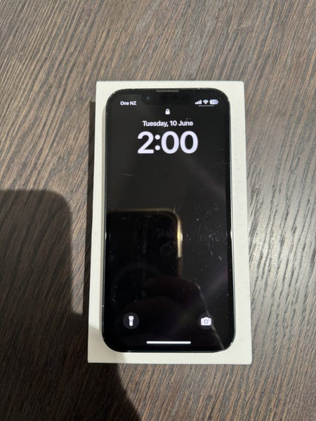 iPhone 13 Mini - 512GB - Black Carousel 2