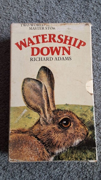 2 book set WATERSHIP DOWN & SHARDIK RICHARD ADAMS Carousel 2