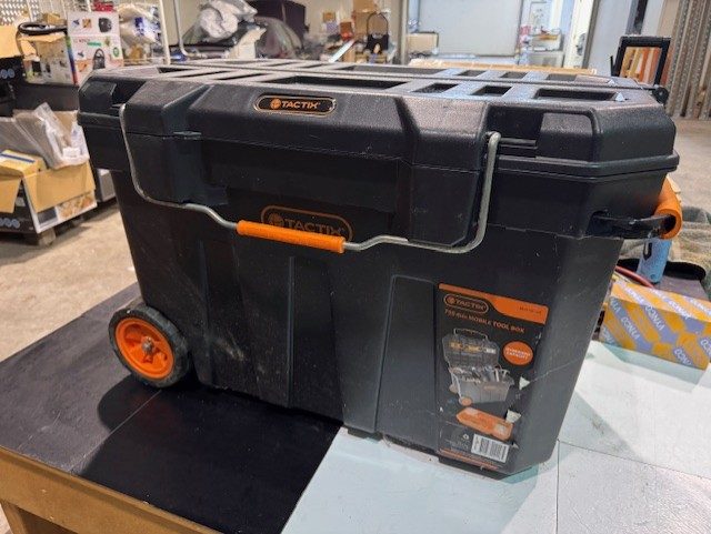 Tactix 750mm Mobile Tool Box Carousel 1