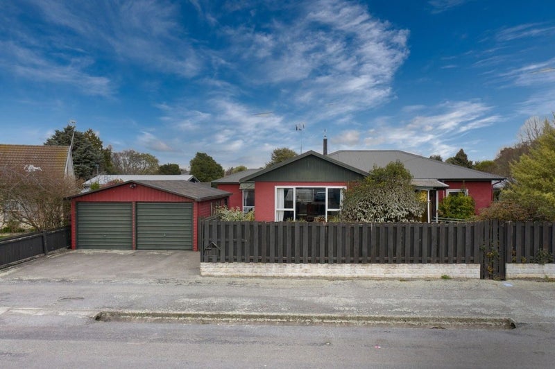 Image 1 of 4