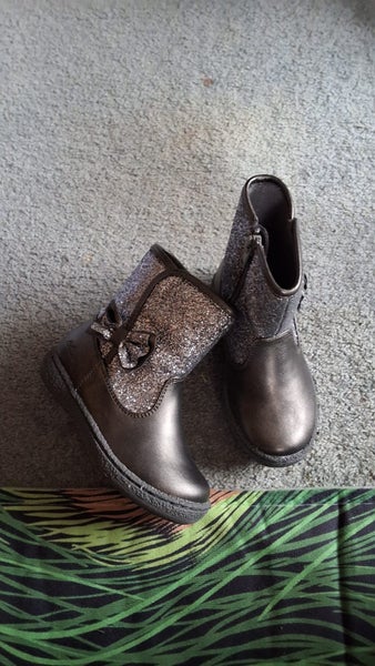 CHICCO GIRLS BLACK ZIP UP BOOTS WITH BOW DESIGN Carousel 1