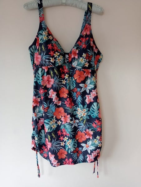 Swim dress size 16 Carousel 1