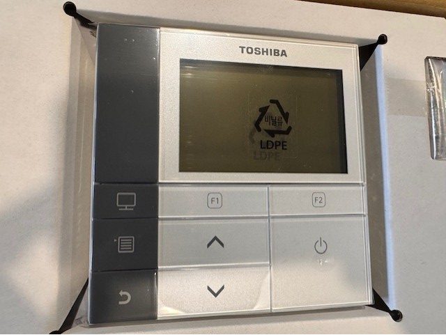 8 Toshiba Wired Remote Controllers Carousel 2