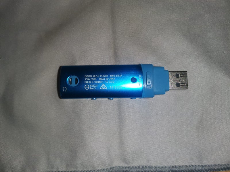 Sony NWZ-B183F MP3 Walkman (Blue ) - 4GB $1 RESERVE Carousel 2