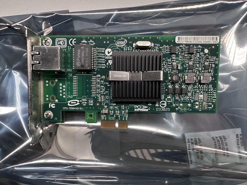 Intel Pro/1000 PT Single-Port Server Adapter - PCIe, Low-Profile Bracket Carousel 1