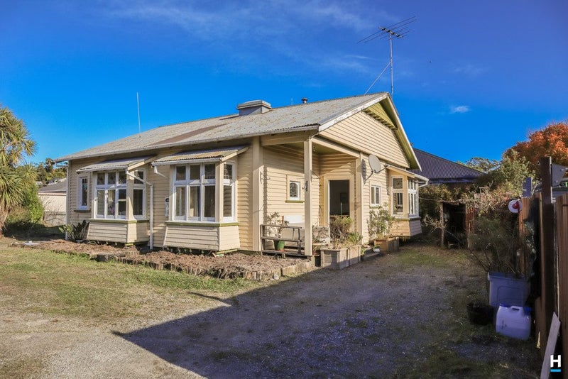 Image 1 of 20