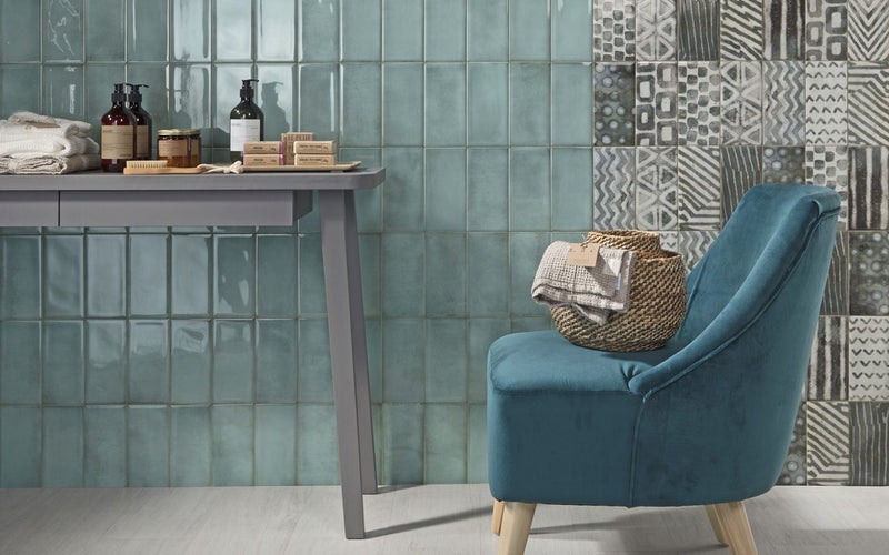 Wall Tiles -Turquoise Gloss Tile 100x200mm Carousel 1