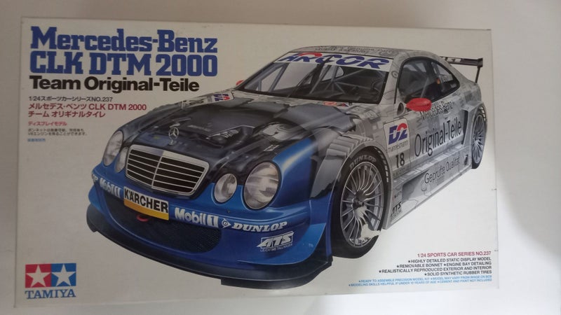 1/24 Tamiya Mercedes-Benz CLK DTM-2000 Carousel 1