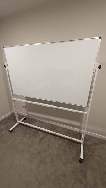 Whiteboard Lacquerde Double Sides Magnetic with Stand Carousel 1