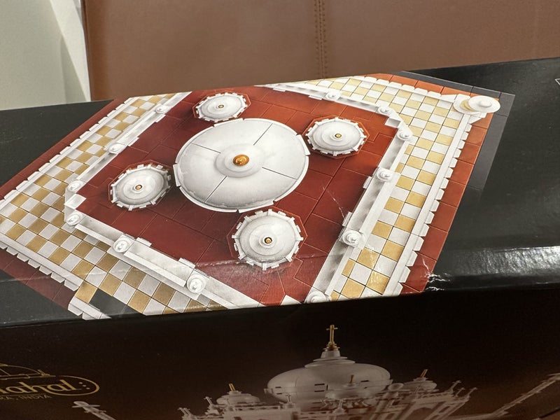 $1 Res Lego 21056 Architecture Taj Mahal (box not perfect) Carousel 2