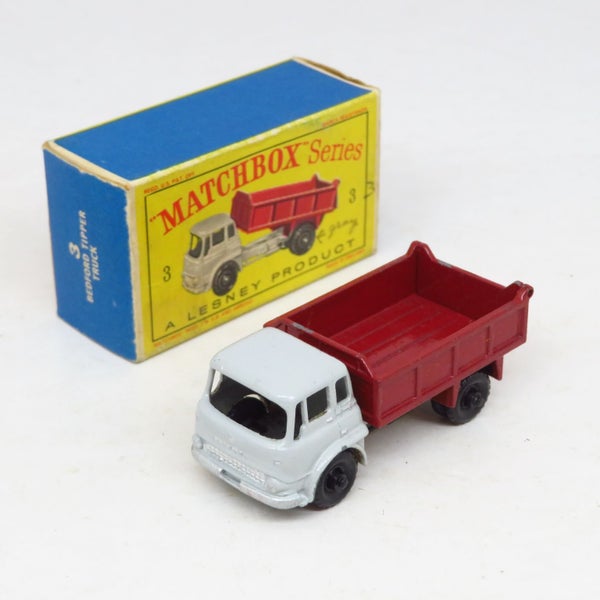 Matchbox - 3 Bedford Tipper MAROON back - Boxed Vintage Lesney Carousel 1