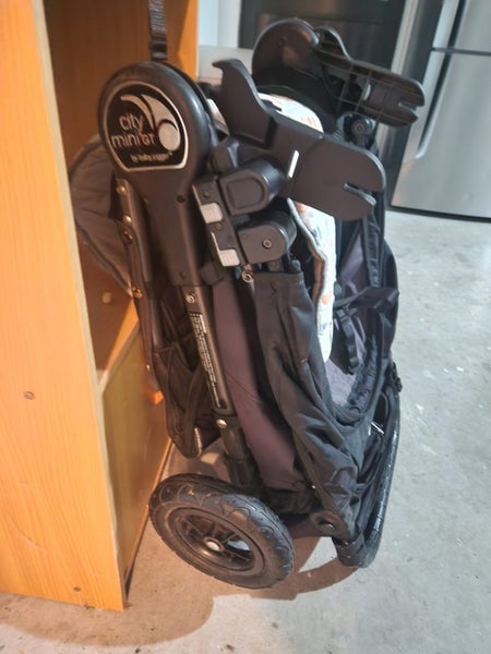 Baby Jogger Pram, Capsule, Liner and Adapters Carousel 7