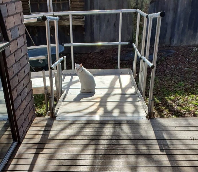 Large Wheelchair Ramp - Open to reasonable OFFERS Carousel 2