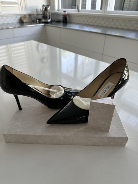 Gorgeous Jimmy Choo Carousel 1