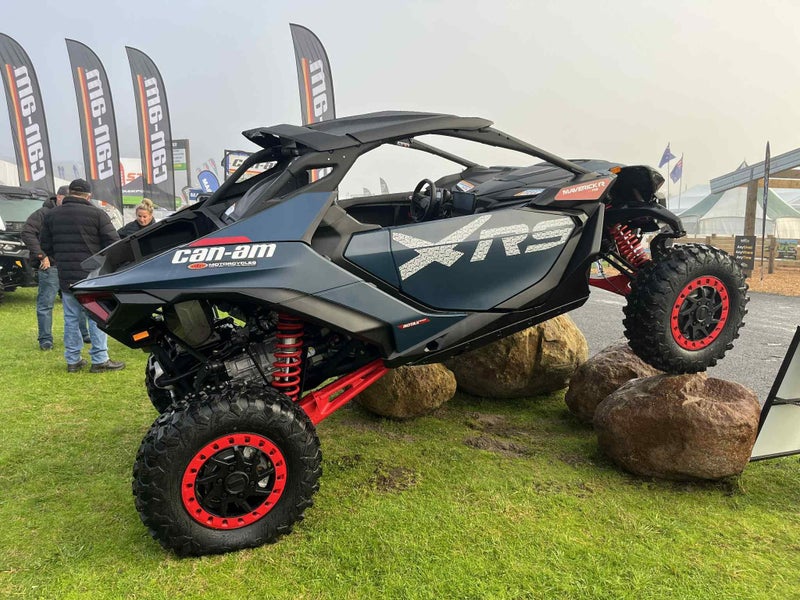 2025 Can-Am Maverick R62864755961089111
