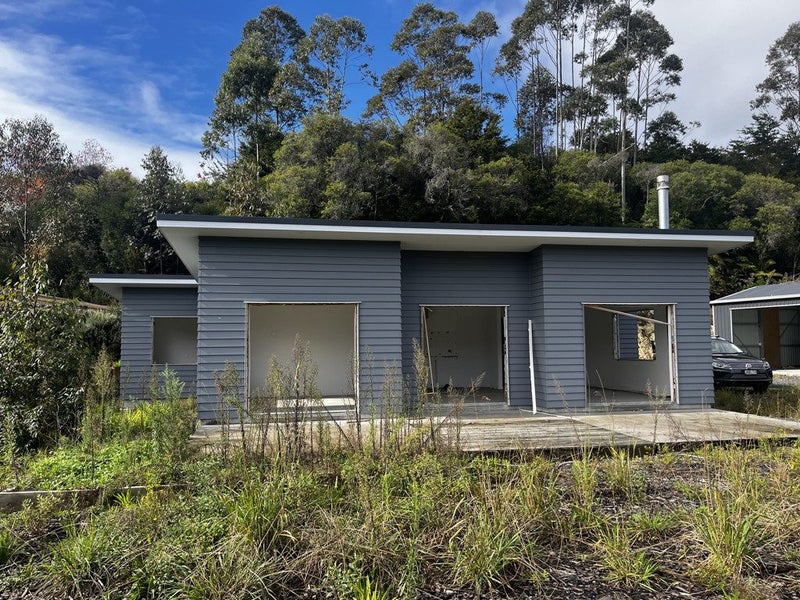 Image 2 of 19