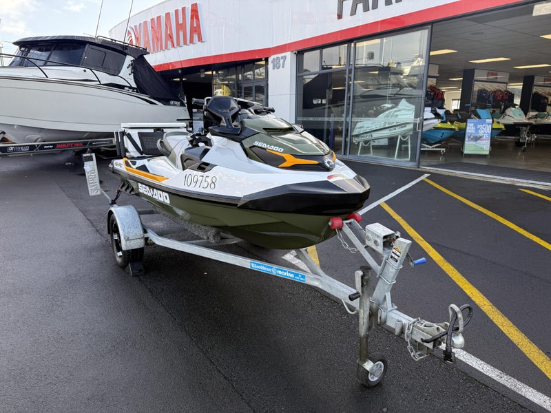 2019 Sea-Doo Fish Pro 17062866854432514111