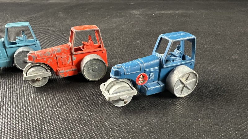 Vintage Fun Ho! No. 37 Diecast Steamroller Trio – Made in New Zealand - Lot W350 Carousel 1