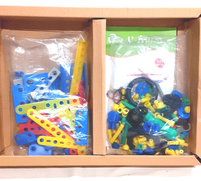 Engineering Set - Similar to Meccano - 321 pieces - thetoylady2016 - $1 RESERVE Carousel 2