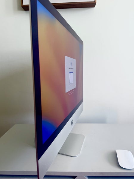 Apple iMac 27" (2017) 5K Retina, 2017 Intel i5 7500 3.40GHz 16GB RAM 1TB SSD Carousel 5