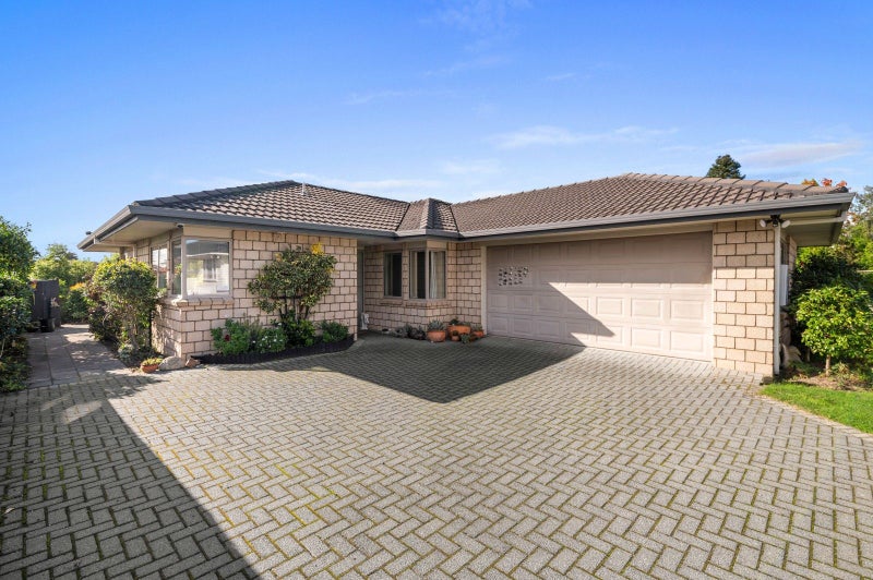 Image 1 of 24