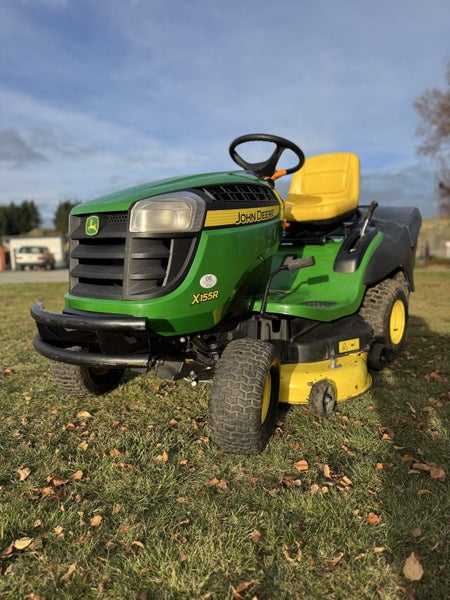 John Deere X155R Ride On62992596608770112