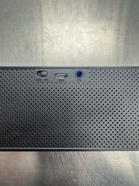 FAULTY BLUETOOTH QUANTUM SPEAKER Carousel 3