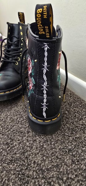DR. Martens Boots Carousel 4