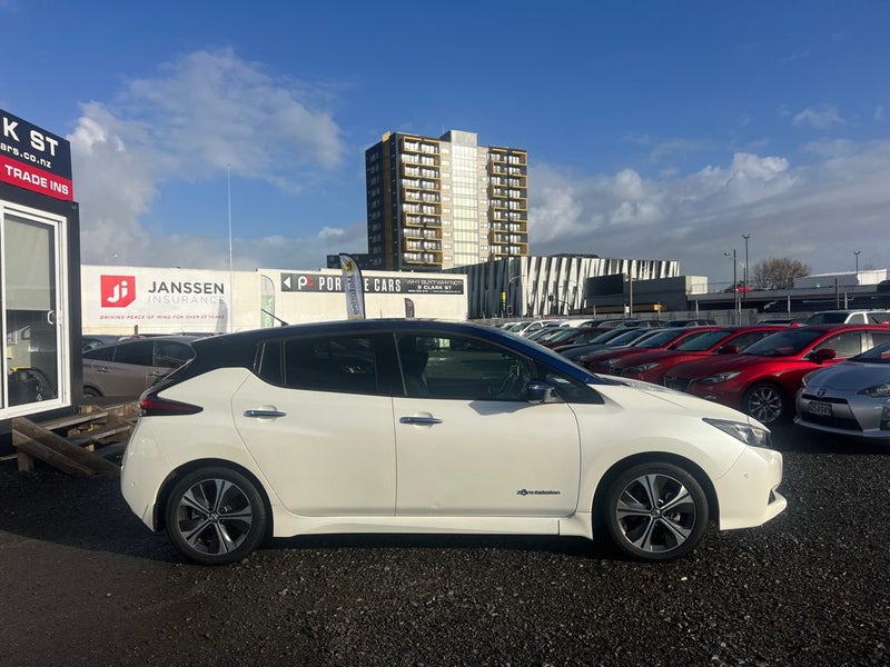 2018 Nissan Leaf G Model - Pro Pilot - English...62863247227266111