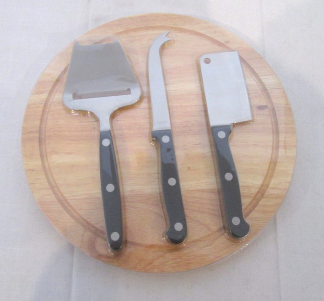 Wooden Cheese Board with Knives Carousel 1