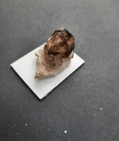 Moorella Smokey quartz - vic Australia Carousel 1