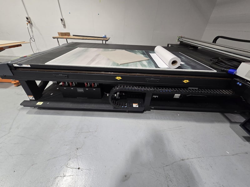 Flat bed Cannon JFX500-2131 UV LED industrial CNC Printer Carousel 2