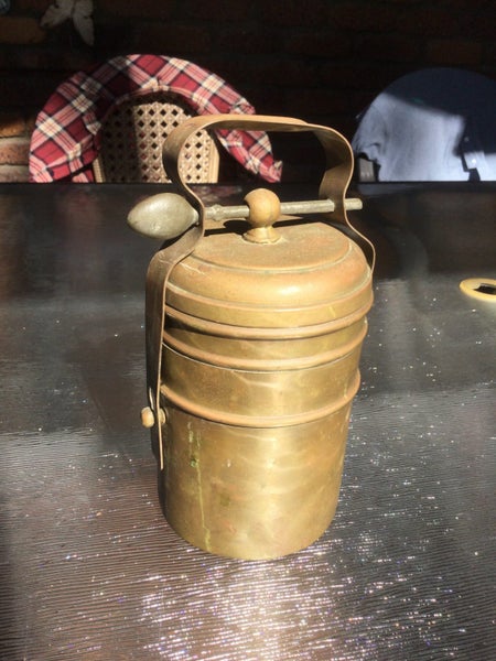 AN EXCELLENT EARLY MILITARY CANTEEN WITH ORIGINAL SPOON Carousel 2