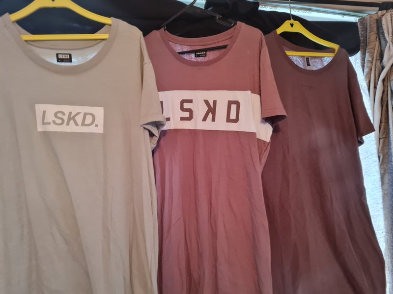 LSKD T'Shirt Dresses x10 Carousel 1