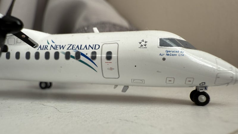 Air New Zealand Link (Air Nelson) Bombardier DHC-8-300Q Dash 8 Pacific Wave Carousel 2