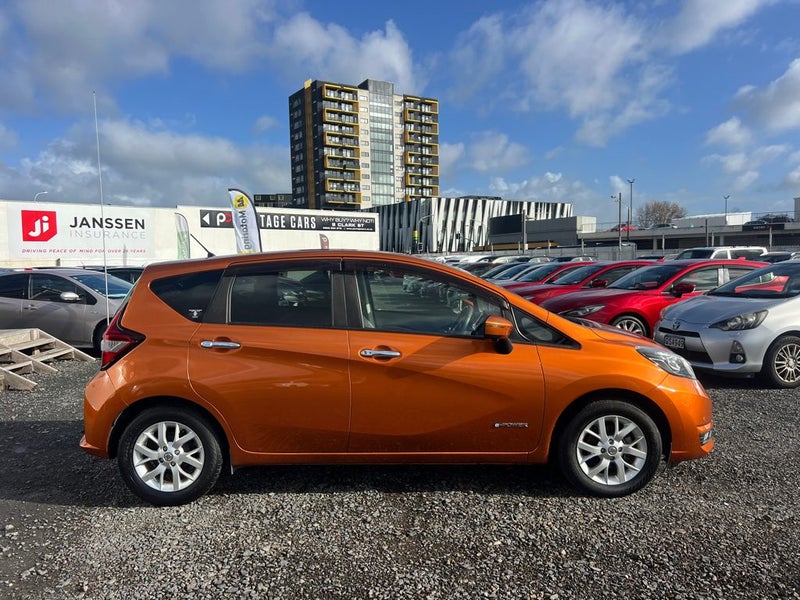2017 Nissan Note e Power Medalist62854324807041111