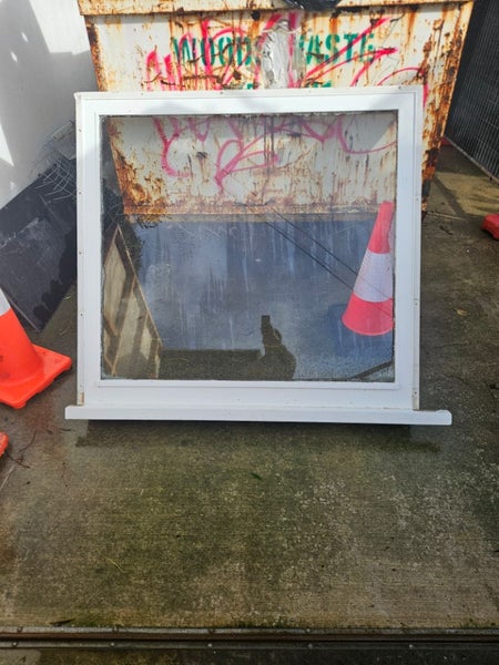 Window Carousel 1