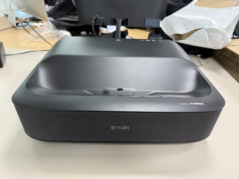 Epson EH-LS300B Projector62863224075138112