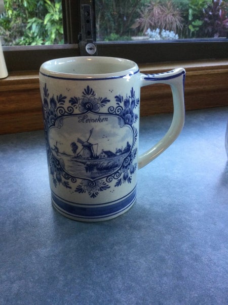 A RARE DELFT PORCELAIN MILITARY TANKARD Carousel 1