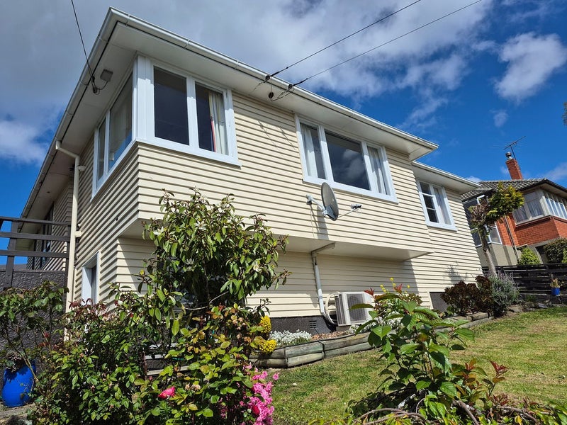 Image 1 of 25