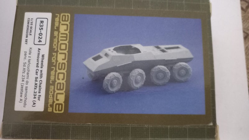 1/35 ArmorScale Sd.Kfz.234 Wheels with Chains Carousel 1