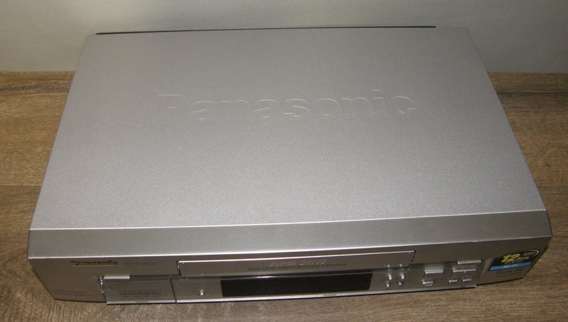 PANASONIC VCR NVFJ600 Carousel 2