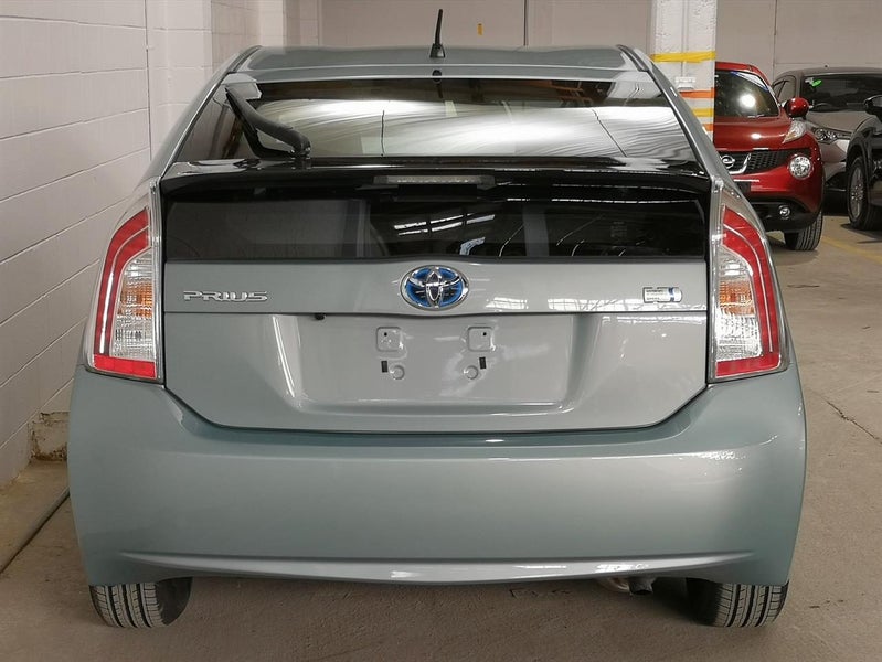 2012 Toyota Prius 1.8S Model with reversing cam...62863245256066114