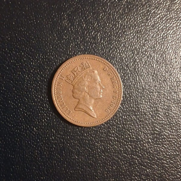Coin - 1 Penny, Elizabeth II, Great Britain, 1986 -- $1 reserve Carousel 2