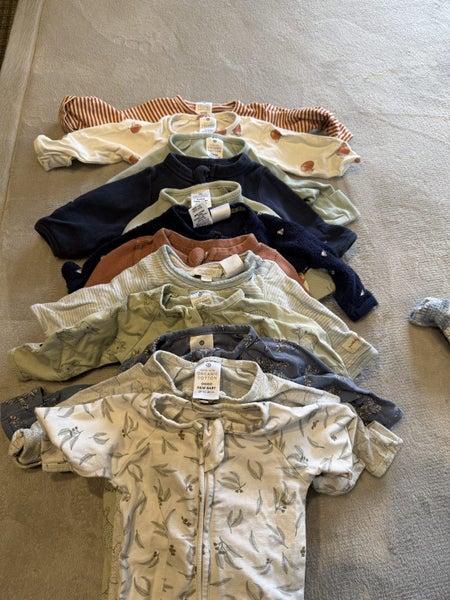 12 Onsies + Hats, Newborn Bundle, Excellent Condition AUS Brands62863216409090115