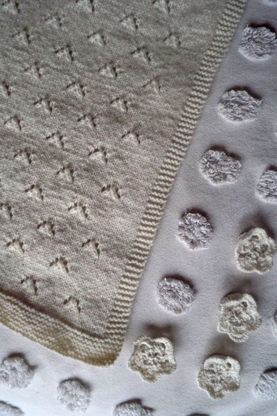 Little Cupcakes - Darling Baby Blanket Pattern Carousel 4