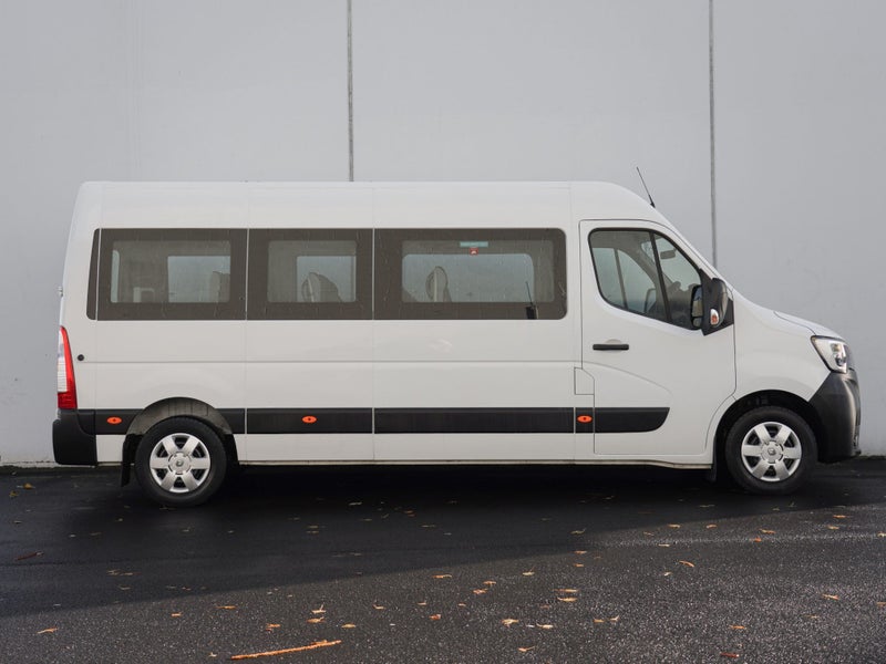 2022 Renault Master Minibus 2.3DT Van62863273104003111