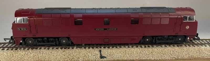 OO - Lima - Class 52 Warship - Western Gladiator - $1.00 reserve Carousel 1