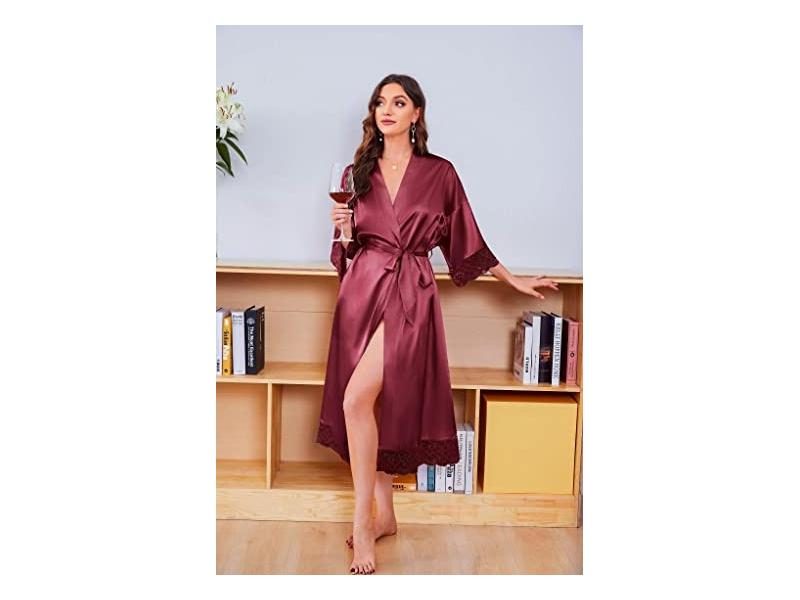 New Silk Satin Lace Robes White Bridesmaid Bride Robes Bridesmaid Robes Wedding Carousel 1