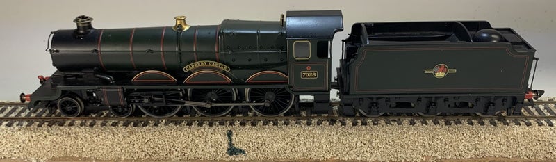 OO - Hornby - 4-6-0 Castle Class - NOT WORKING - $1.00 res Carousel 1